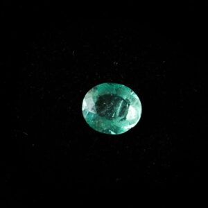 Cabujón Cristalino de Esmeralda Colombiana · Emeraldland