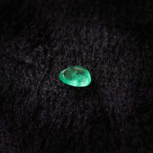 Esmeralda Ovalada Tallada · Emeraldland